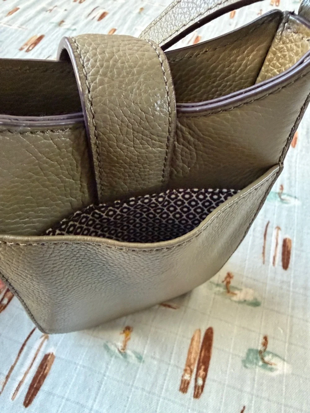 Brighton Pretty Tough Phone Pouch Olive Green Studded Crossbody-EUC